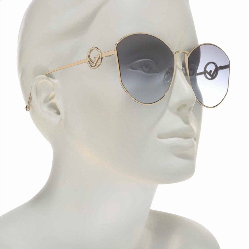 Fendi Sunglasses - Picture 2 of 4